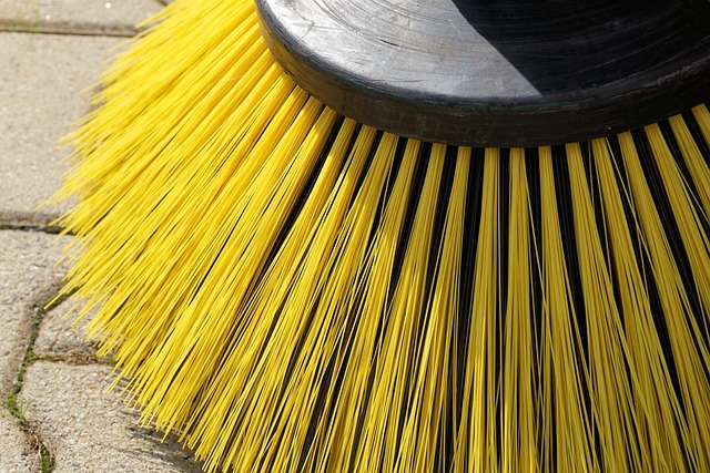 Sweep vs 90-Day Build: Winner Named — 10% revenue sweep vs ad-hoc saving