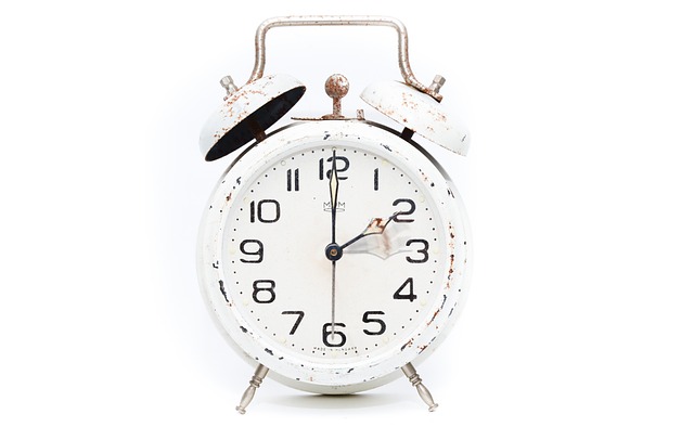 Options Compared: Four Timing Strategies — 2026 Autopay Timing