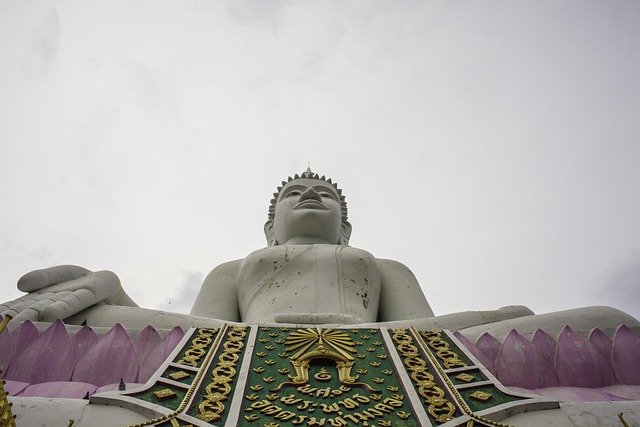 buddha thailand ubolratana isaan big buddha buddha purnima tempe khon kaen wat
