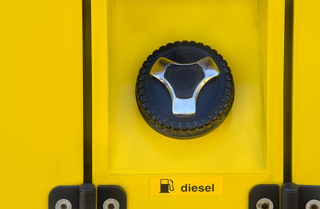 fuel tank cap close up vehicle gasoline transportation car part industry diesel yellow circle black top car wallpapers manho