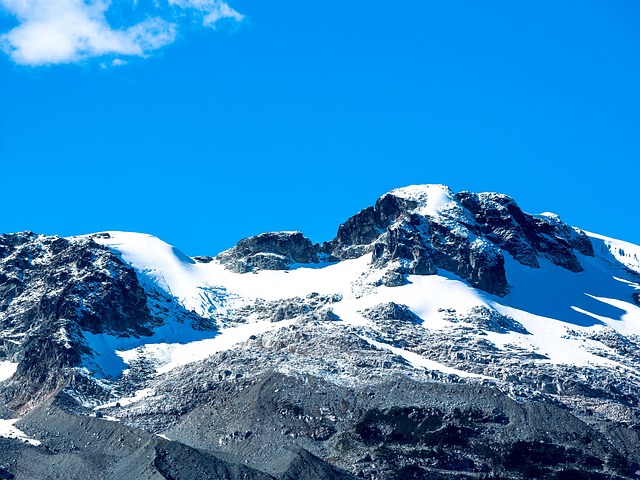 whistler vancouver mountain olympic mountain british whistler canada vancouver nature peak picturesque alpine vibrant adventure