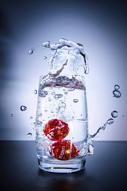 chocolate endorsement refreshment high speed water nature waterdrop schokokugel