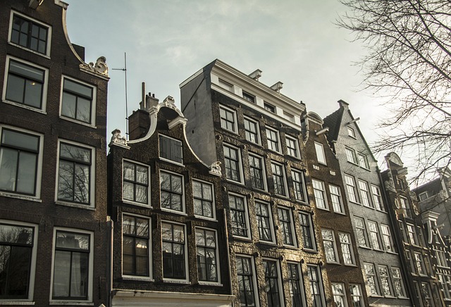 The Decision Table — Amsterdam Hyatt Award Chart vs 2026