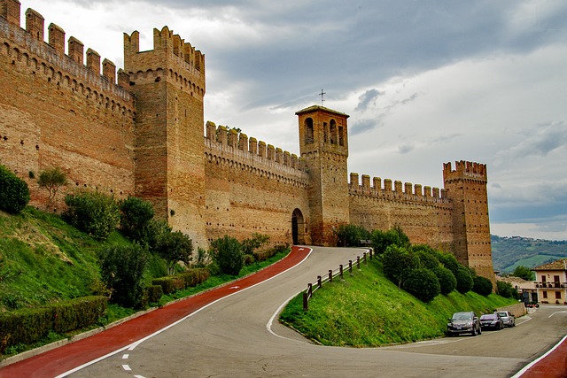 gradara the walls fortress medieval walls history middle ages the medieval city brands pesaro urbino towers defence safe