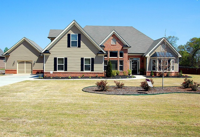 What the Data Doesn't Tell You — Build vs Buy vs Hybrid
