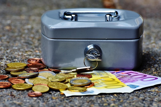 What the Data Doesn't Tell You — Cash Flow Forecasting