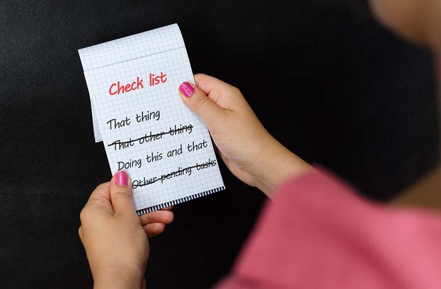 What the Data Doesn't Tell You — Checklist vs DAG