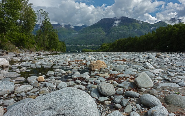 riverbed stones pebbles maggia maggia delta river delta ticino