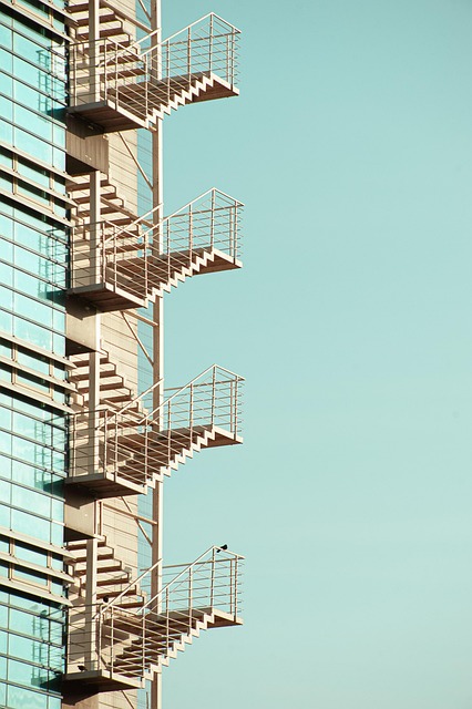 What the Data Doesn't Tell You — Earthquake building safety check