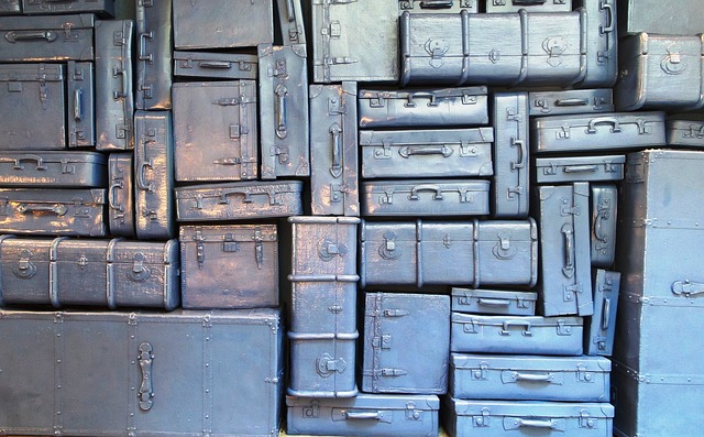 suitcase luggage to travel emigrate settle vacations suitcase luggage luggage luggage luggage luggage