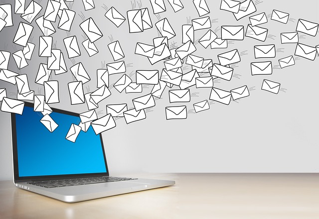 e mail mail contact letter write glut spam internet communication digital news computer networking computer science informatio
