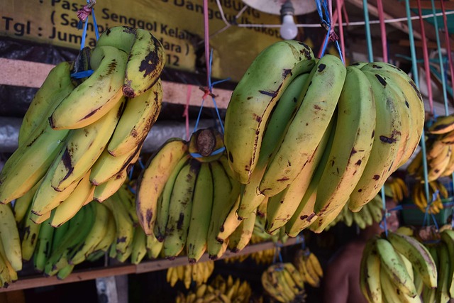 bananas market ripe bananas fruits indonesia, photo 2