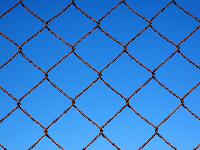 wire mesh wire mesh fence fence diagonal wire mesh fence rusty rusted metal meshes wire fenced in security delimitation defense