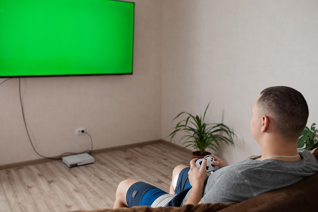 Shared vs Dedicated Scorecard — Multiplayer game lag compared