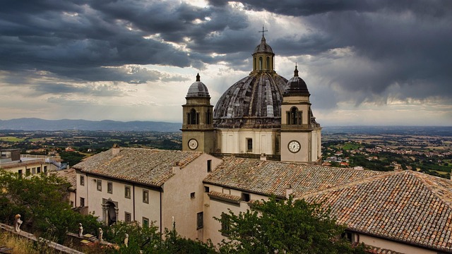 church building montefiascone civita nature tuscia tourism landscape urban italy sky nuvole viterbo rome