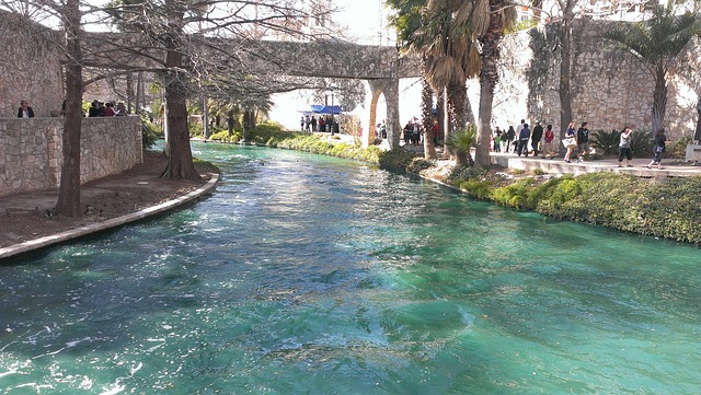 What - Really Looks Like — San Antonio Hotels With Jacuzzis
