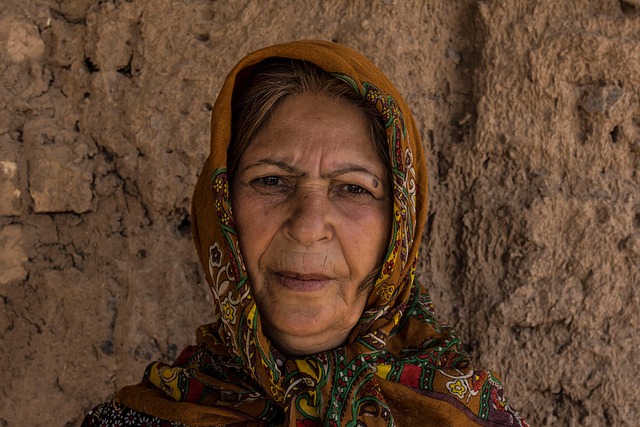 woman iranian woman old woman iran qom elderly woman portrait social documentary lifestyle nikon photo human body everyday face