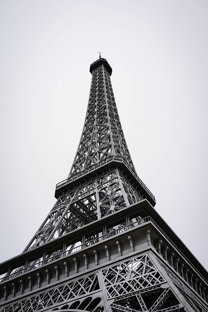 the eiffel tower so in guk paris cloud nature construct land mark europe tourism monument famous sky charm