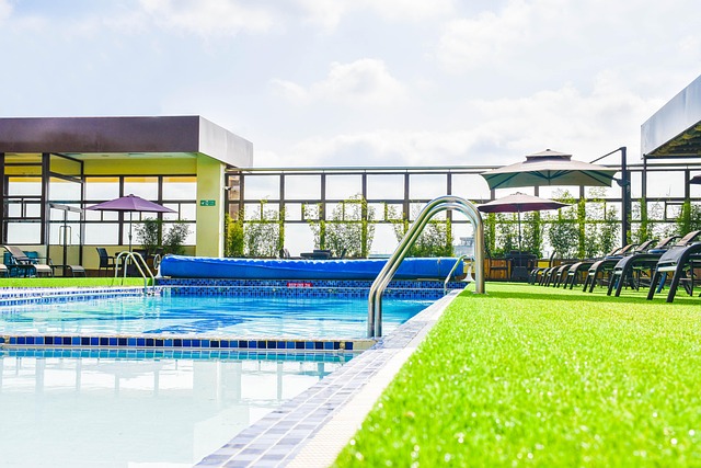 What the Data Doesn't Tell You — Spot fake hotel photos