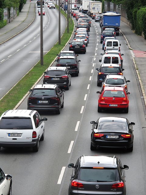 traffic jam city highway stop and go traffic slow city road highway car viscous backlog overload annoyance car wallpaper