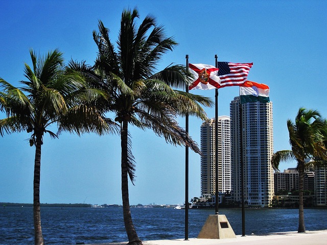 Oceanfront or Bayfront — VB Oceanfront vs Bayfront