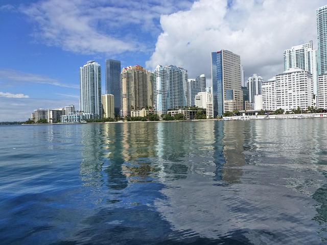 What the Data Doesn't Tell You — VB Oceanfront vs Bayfront