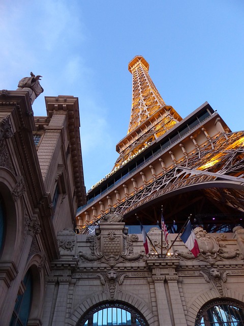 vegas paris las vegas strip