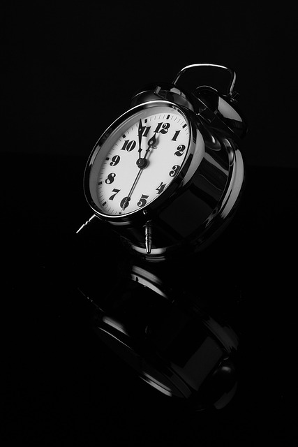 alarm clock clock analog alarm analog clock time watches classic vintage retro black and white reflection dial monochrome blac