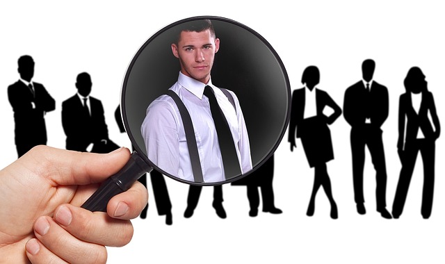expert professional businessman recruit hire hiring human resources hr selection job offer magnifying glass pick specialist ex