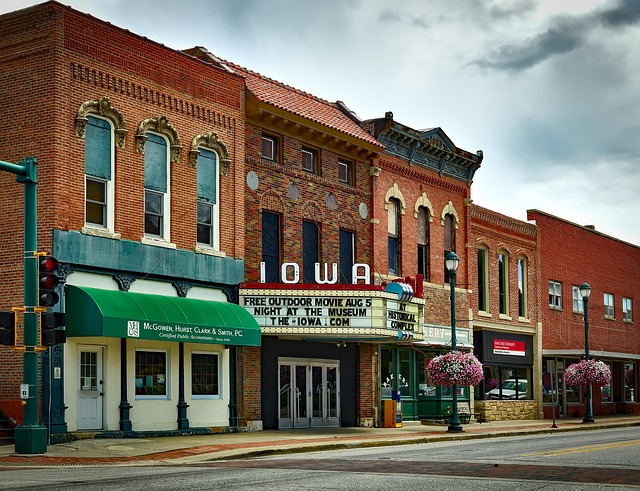 Compare three booking filters — Winterset, Iowa