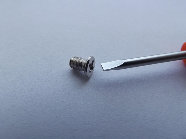 screw screws screwdriver error errors incorrect tool tools screwdriver error error error error error
